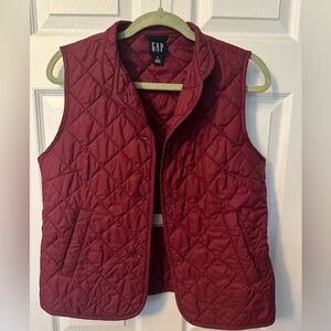 Size medium Gap fall vest, quilted pattern